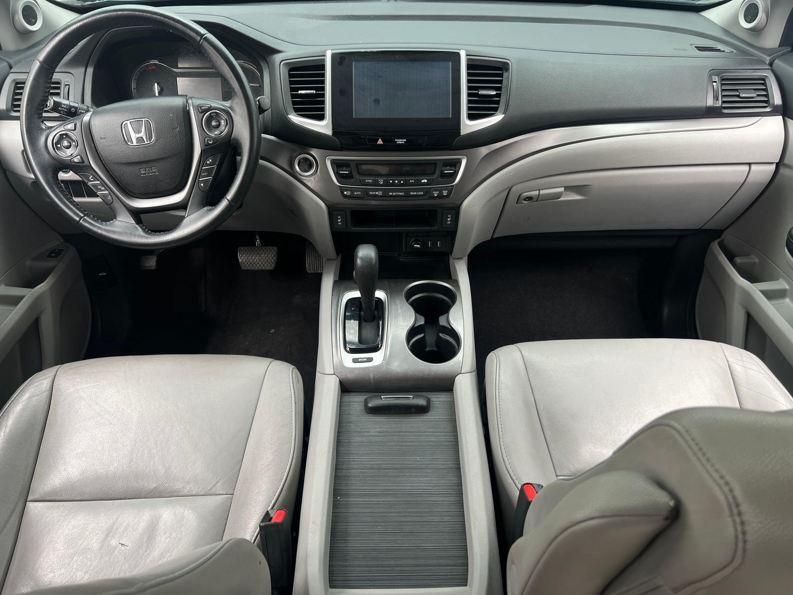 Thumbnail: 2016 Honda Pilot - 2
