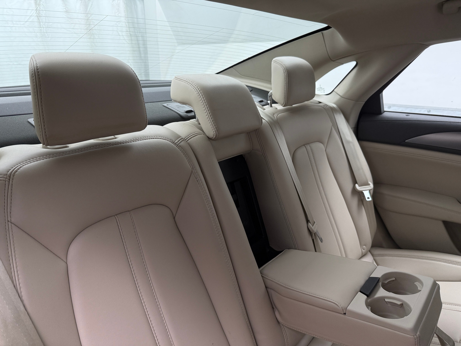 Thumbnail: 2017 Lincoln MKZ - 5
