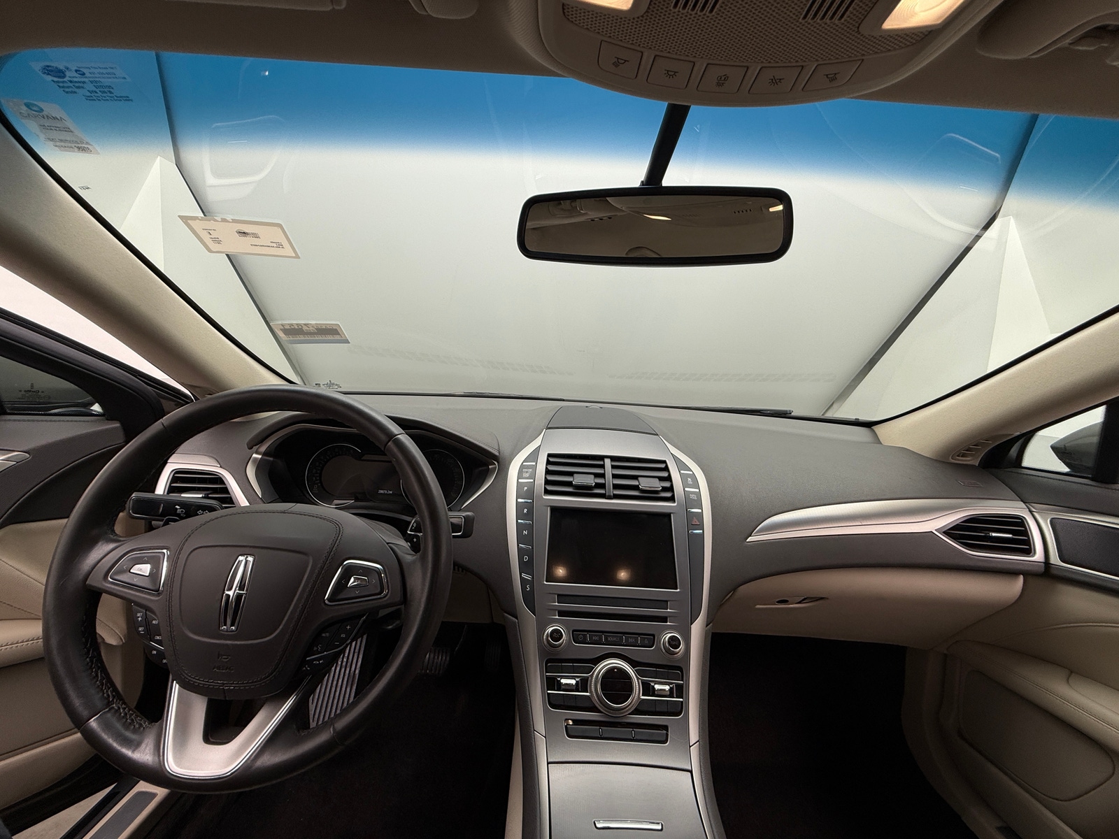 Thumbnail: 2017 Lincoln MKZ - 2