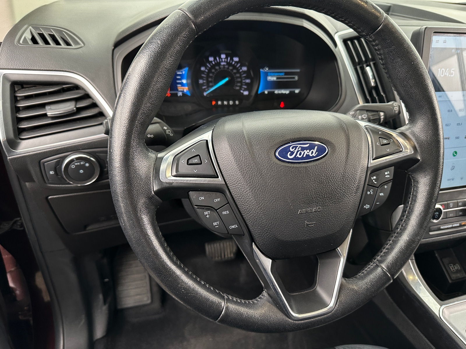 Thumbnail: 2022 Ford Edge - 4