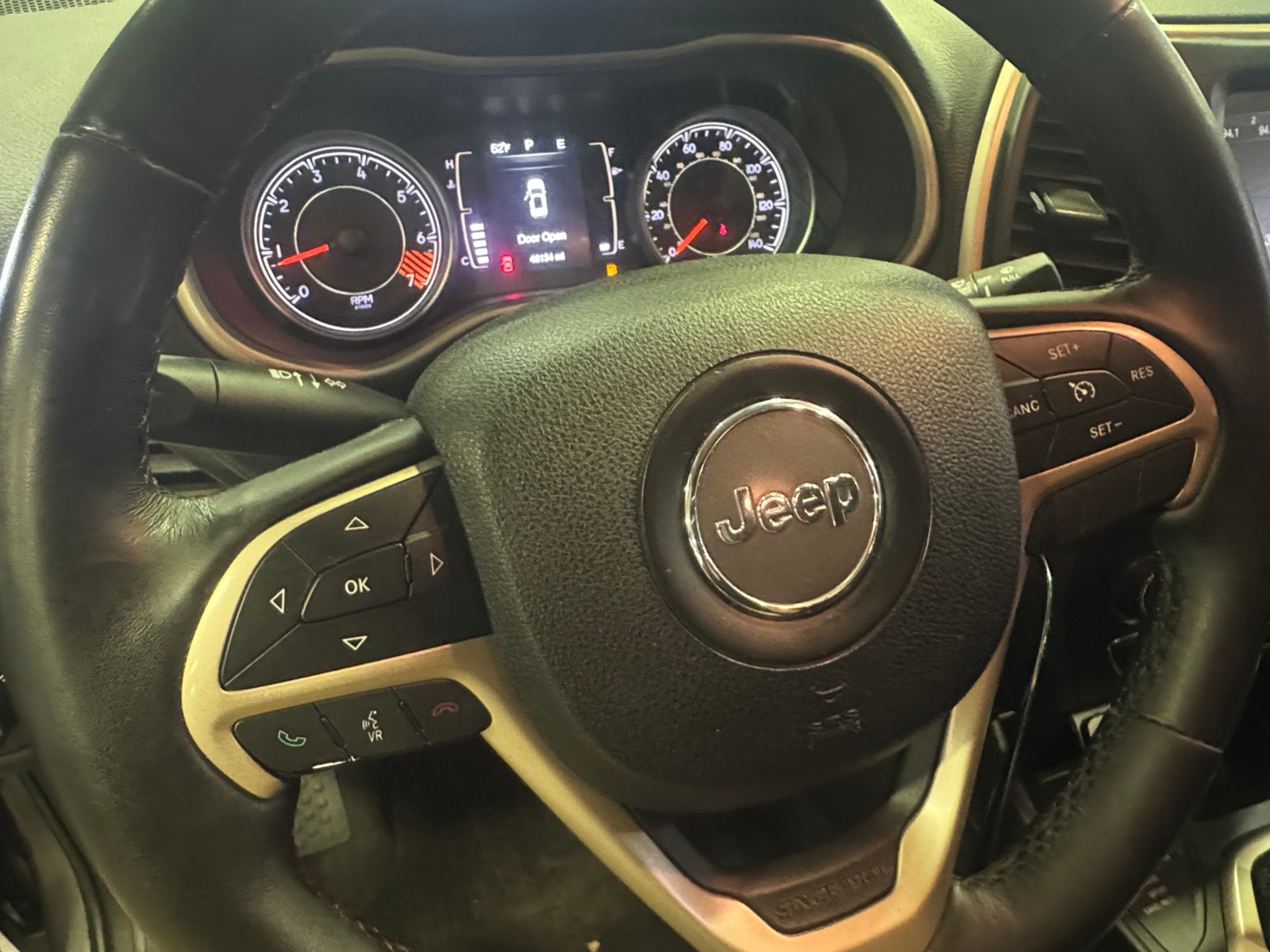 Thumbnail: 2015 Jeep Cherokee - 5
