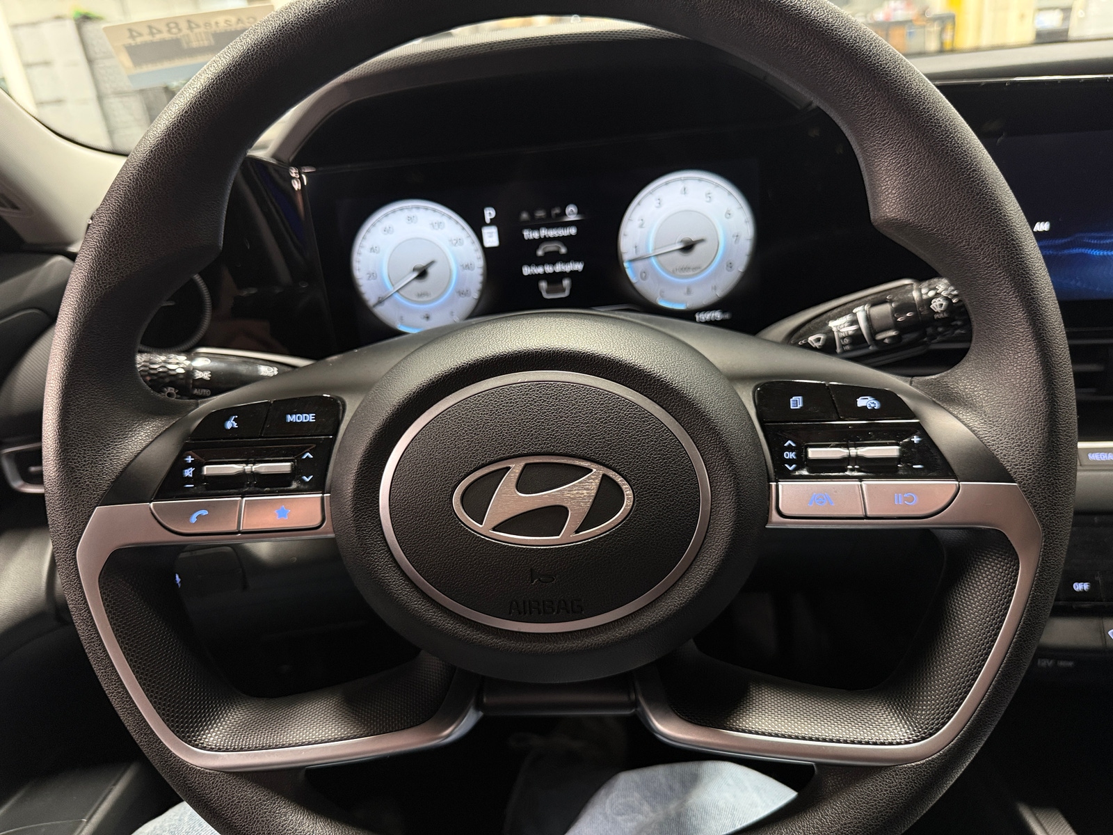 Thumbnail: 2024 Hyundai Elantra - 5
