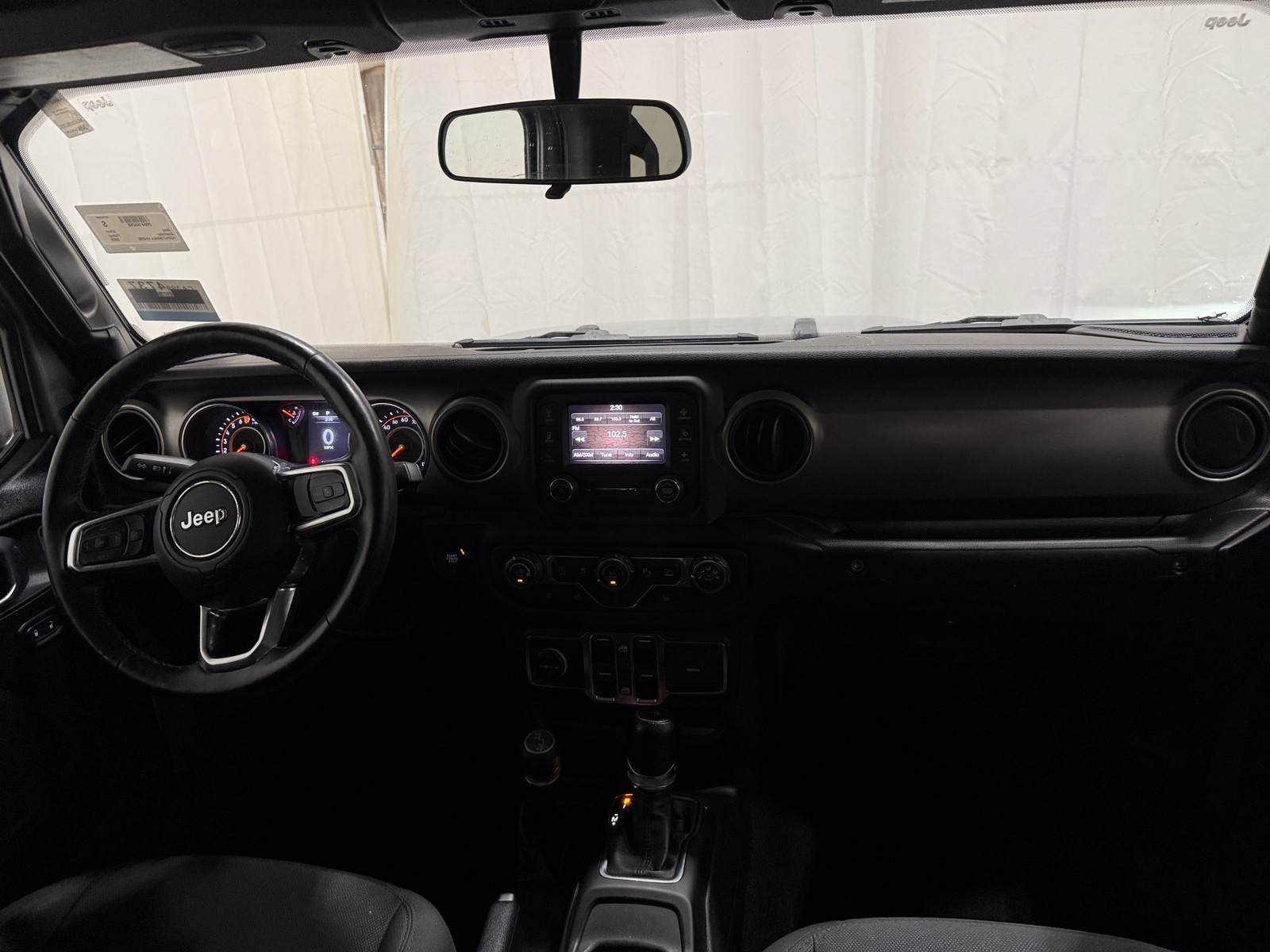 Thumbnail: 2020 Jeep Gladiator - 3