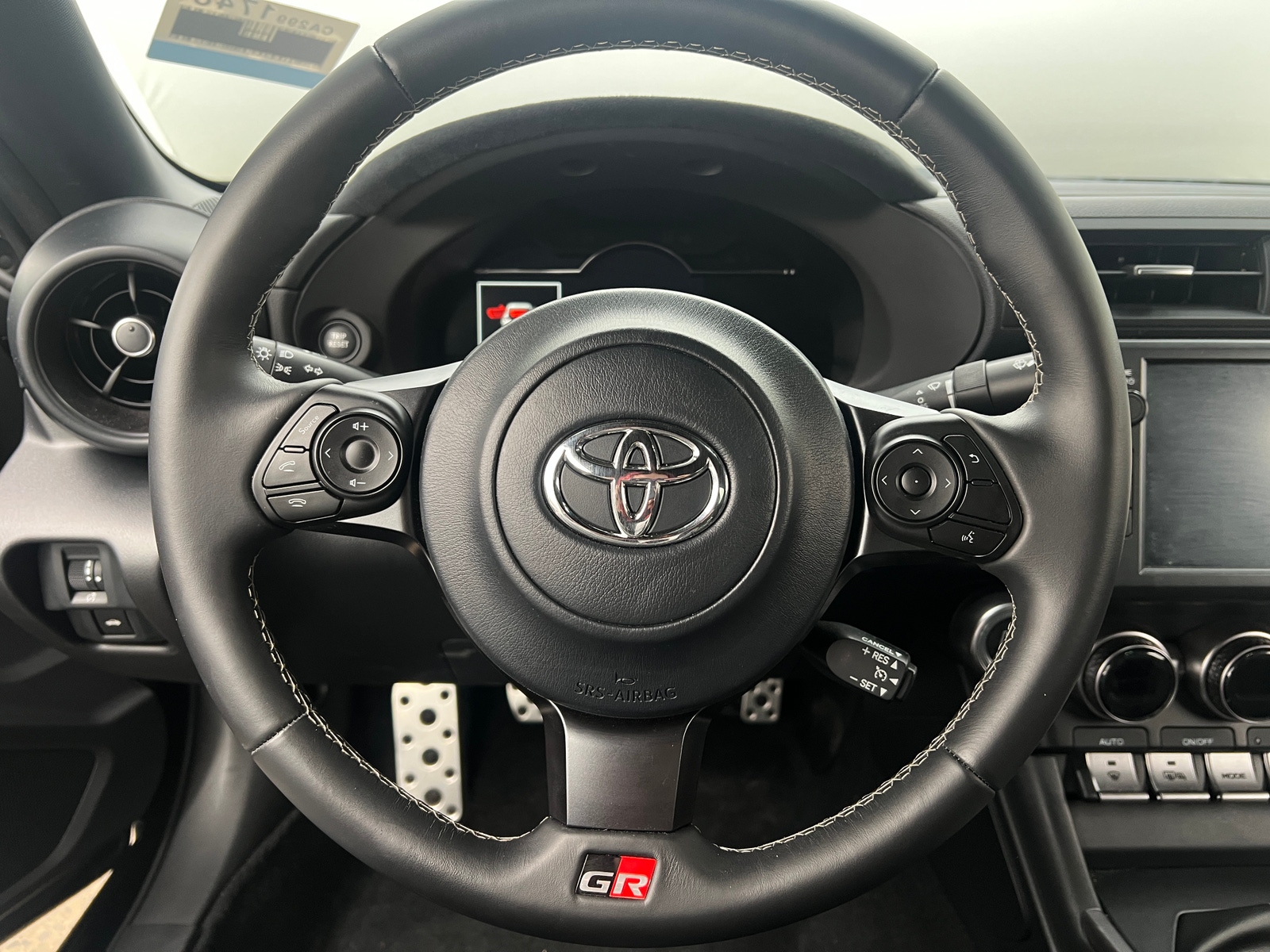 Thumbnail: 2023 Toyota GR86 - 4