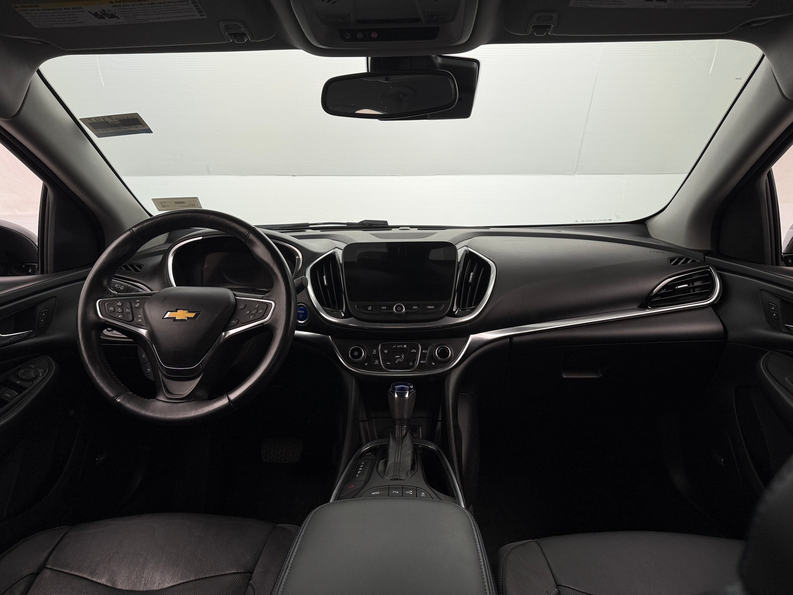 Thumbnail: 2017 Chevrolet Volt - 2