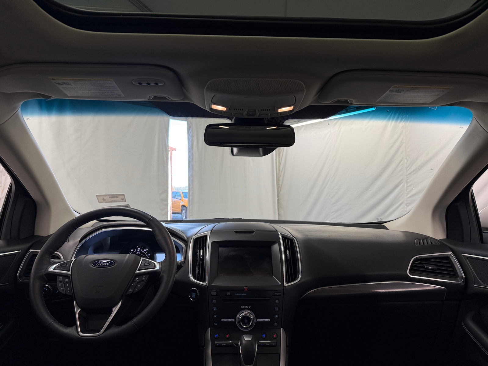 Thumbnail: 2018 Ford Edge - 2
