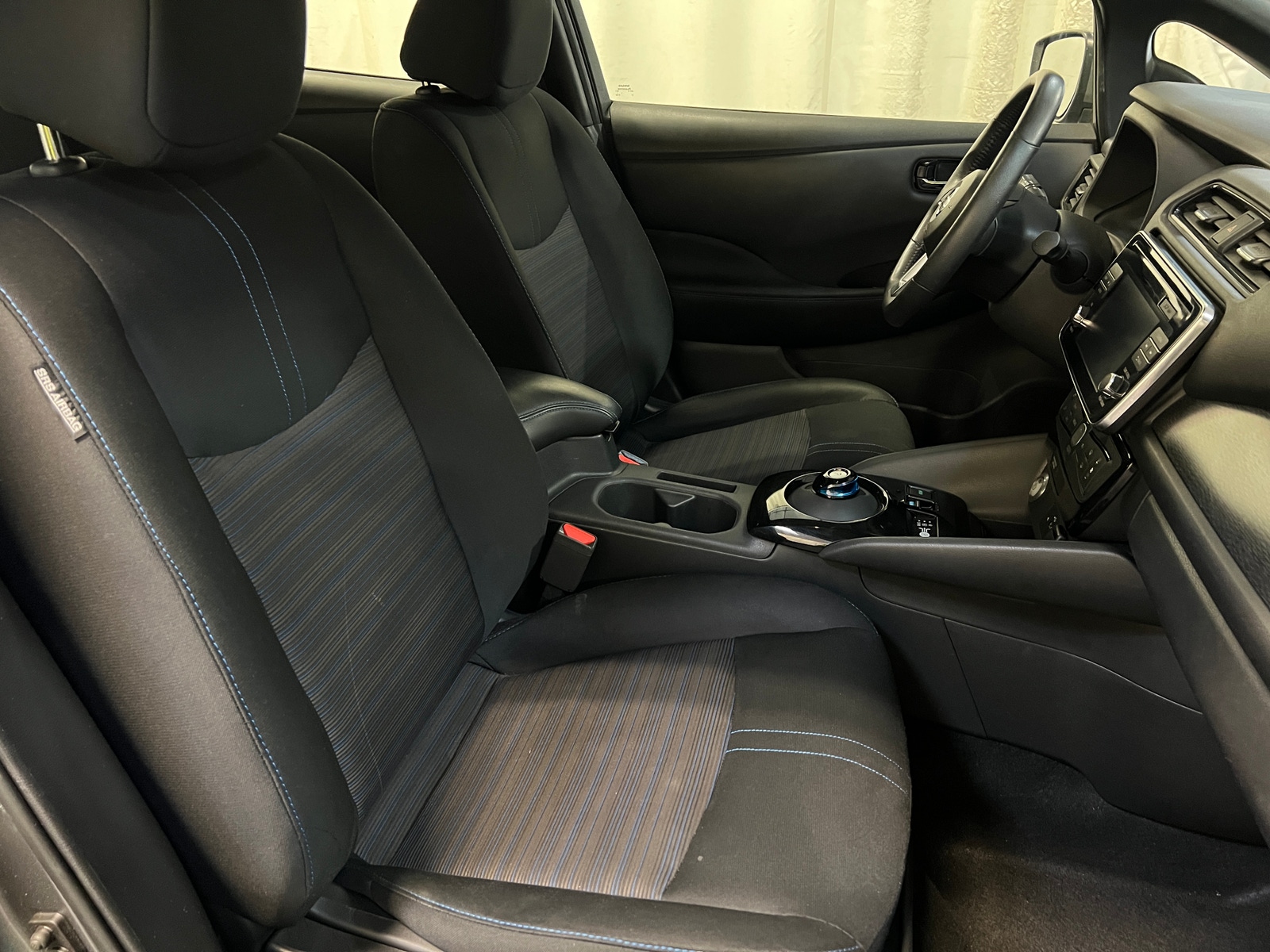 Thumbnail: 2019 Nissan Leaf - 2