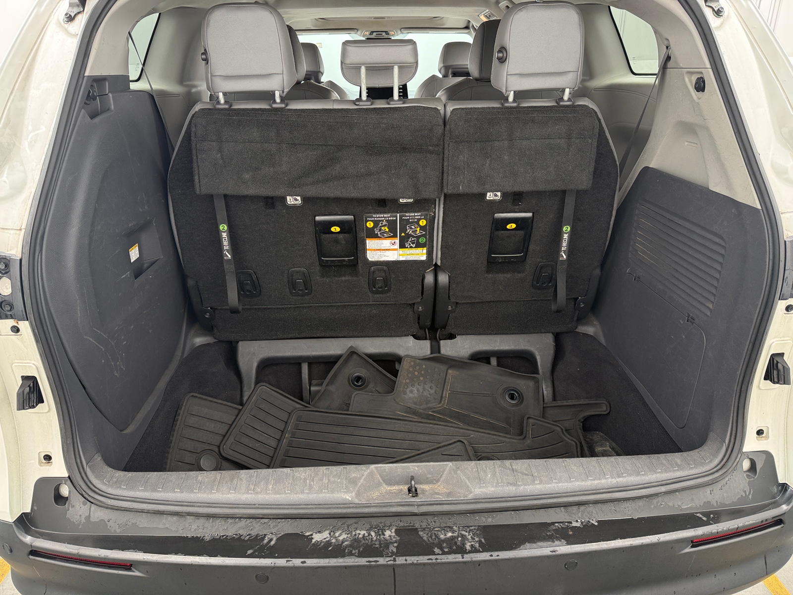 Thumbnail: 2021 Toyota Sienna - 6