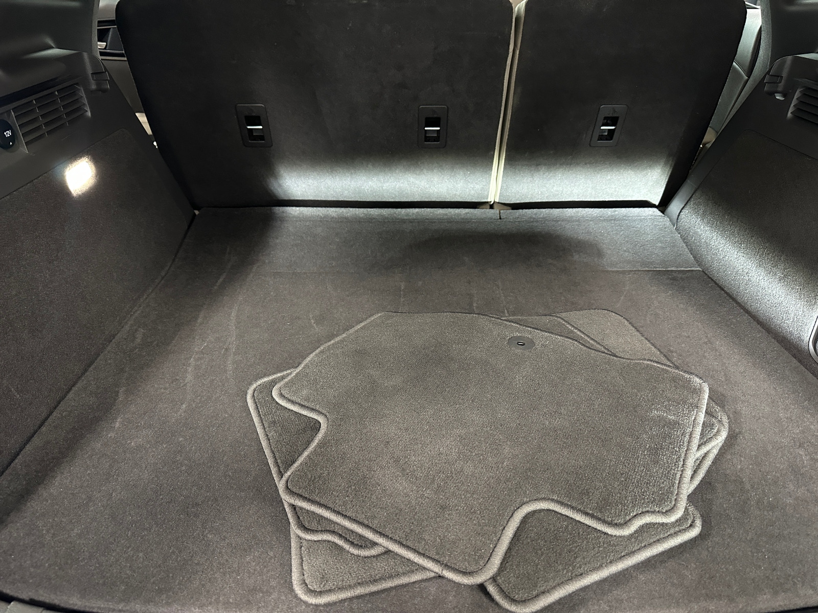 Thumbnail: 2023 Lincoln Nautilus - 6