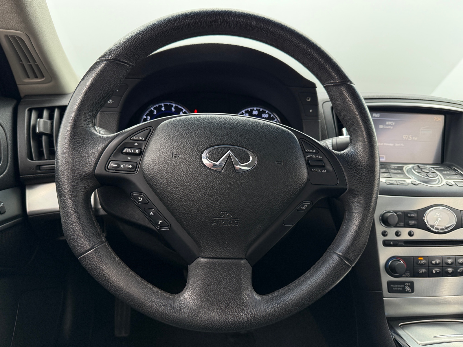Thumbnail: 2012 INFINITI G37 - 4