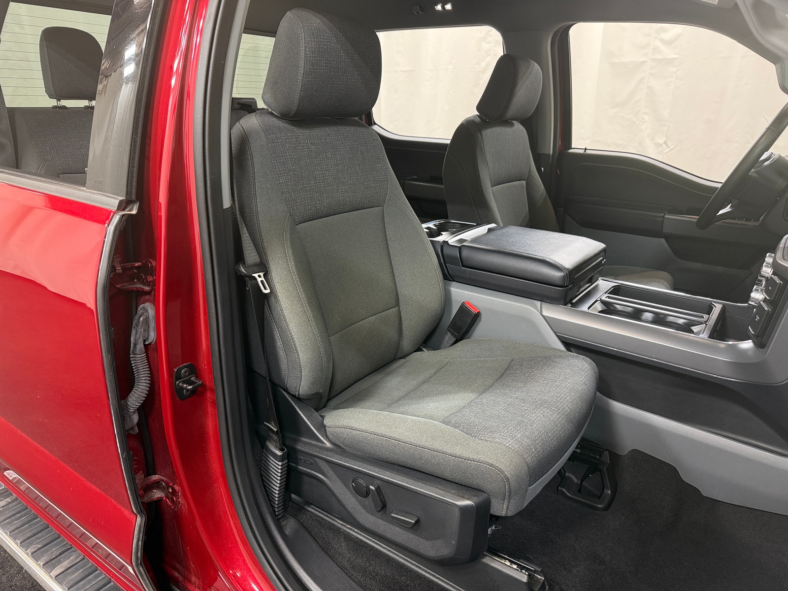 Thumbnail: 2024 Ford Econoline - 2