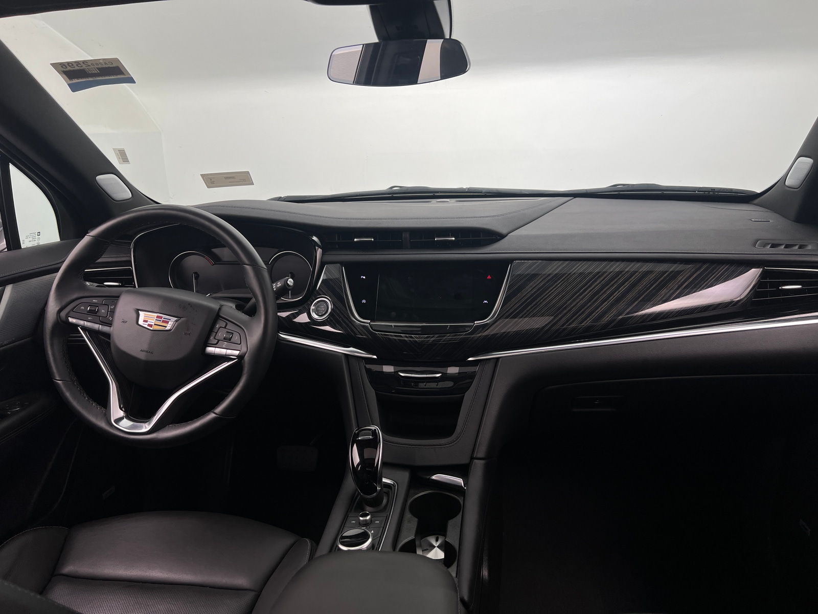 Thumbnail: 2025 Cadillac XT6 - 2