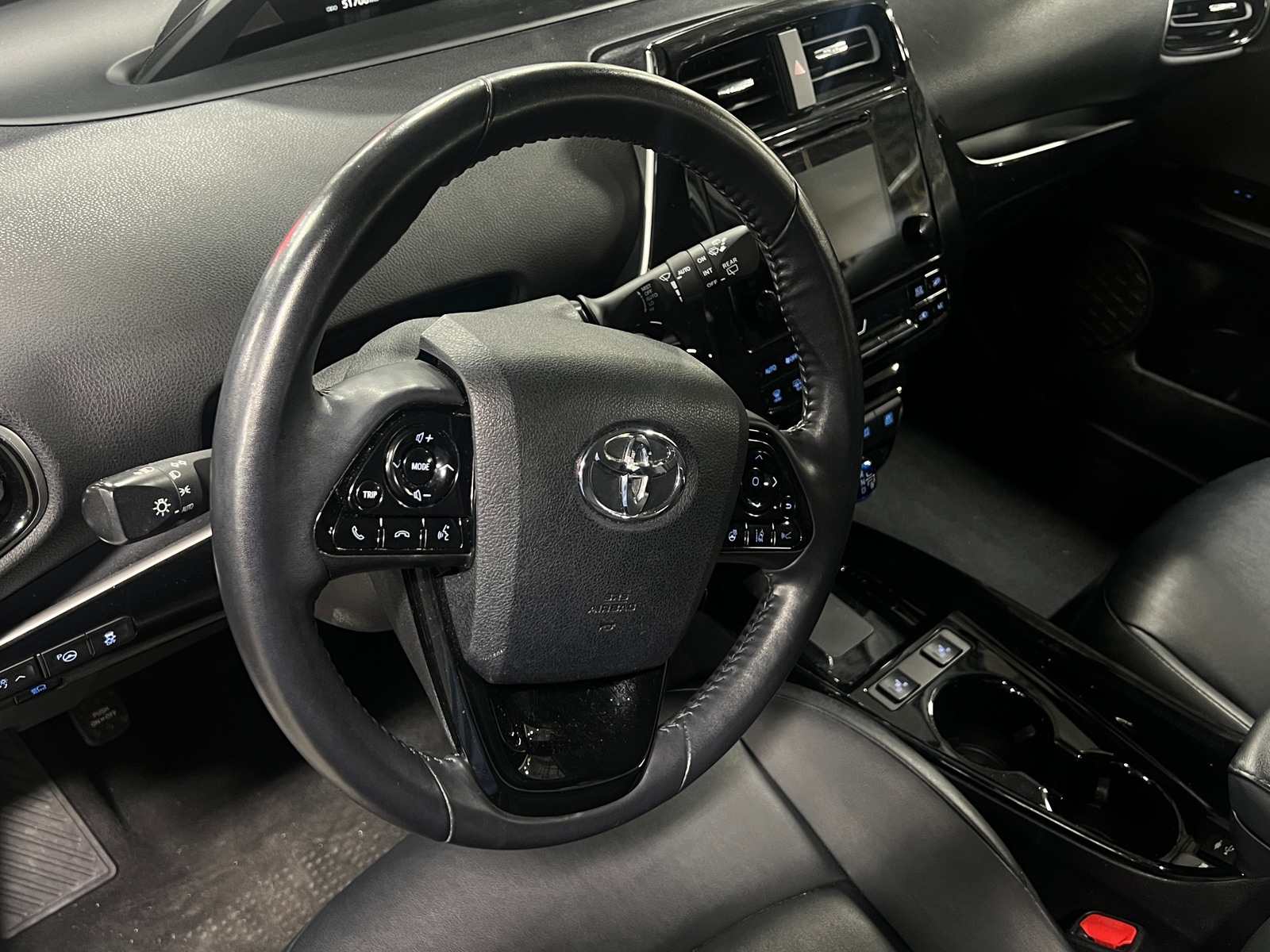 Thumbnail: 2019 Toyota Prius - 4