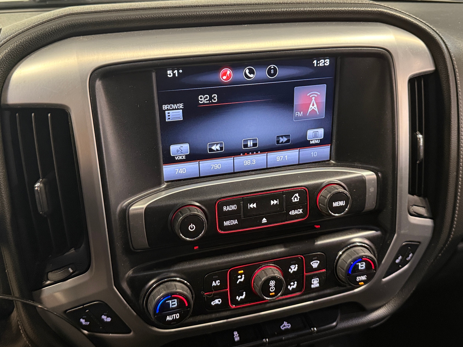 Thumbnail: 2015 GMC Sierra 1500 - 4