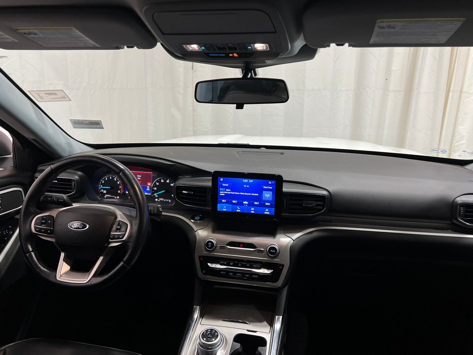 Thumbnail: 2021 Ford Explorer - 3
