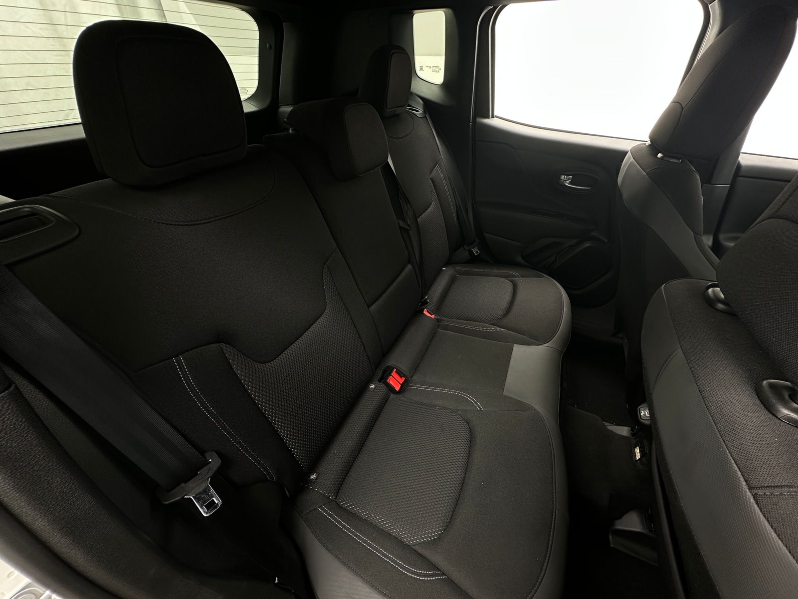 Thumbnail: 2022 Jeep Renegade - 6