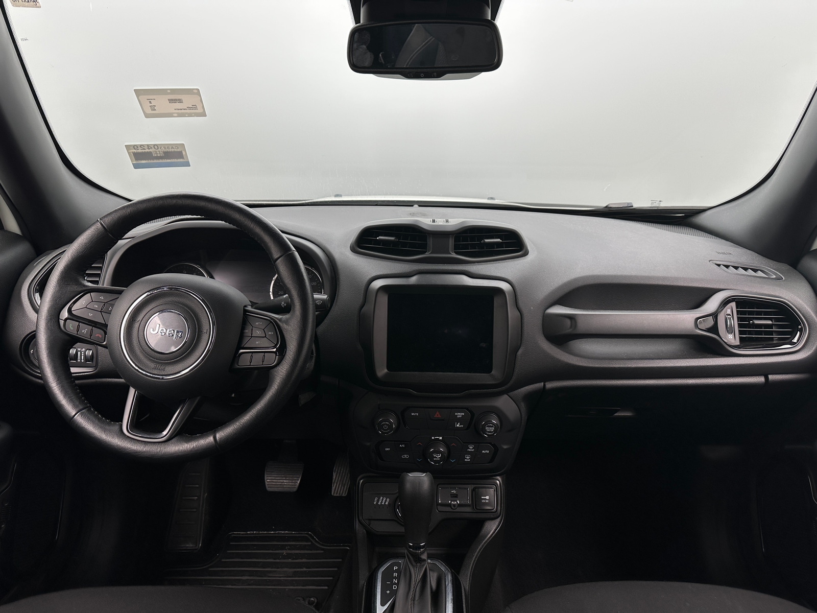 Thumbnail: 2022 Jeep Renegade - 3