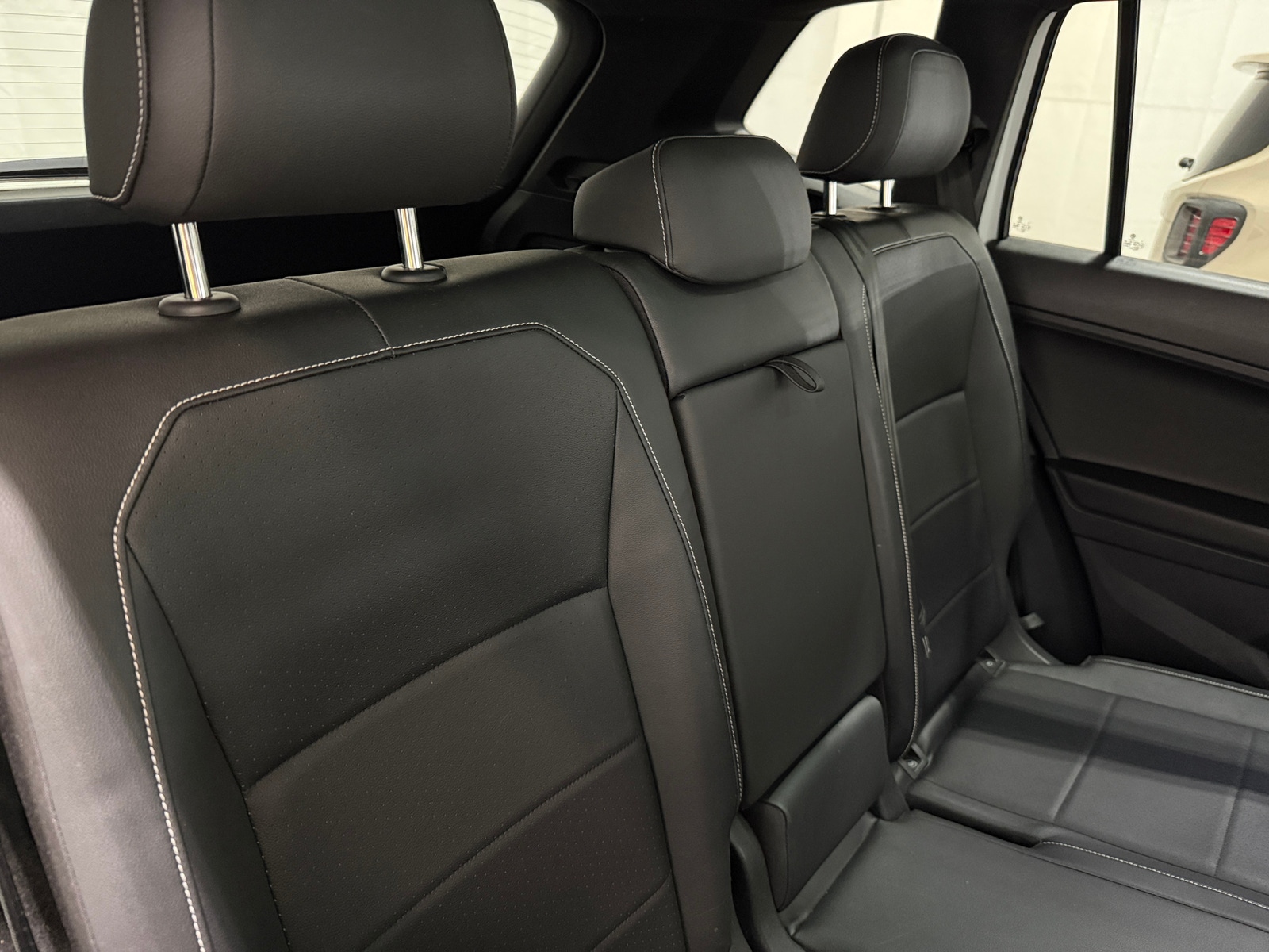 Thumbnail: 2021 Volkswagen Tiguan - 5