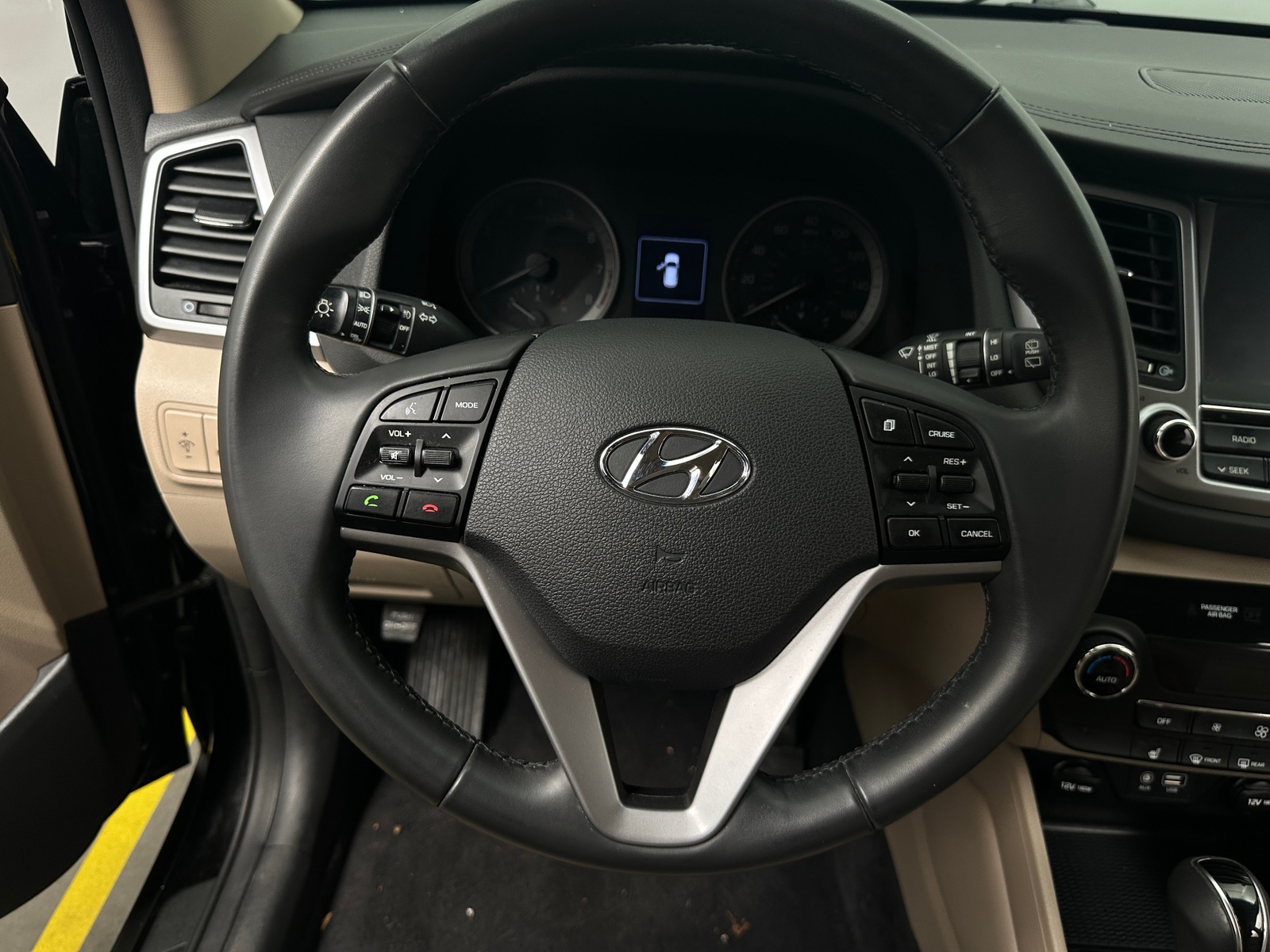 Thumbnail: 2018 Hyundai Tucson - 4