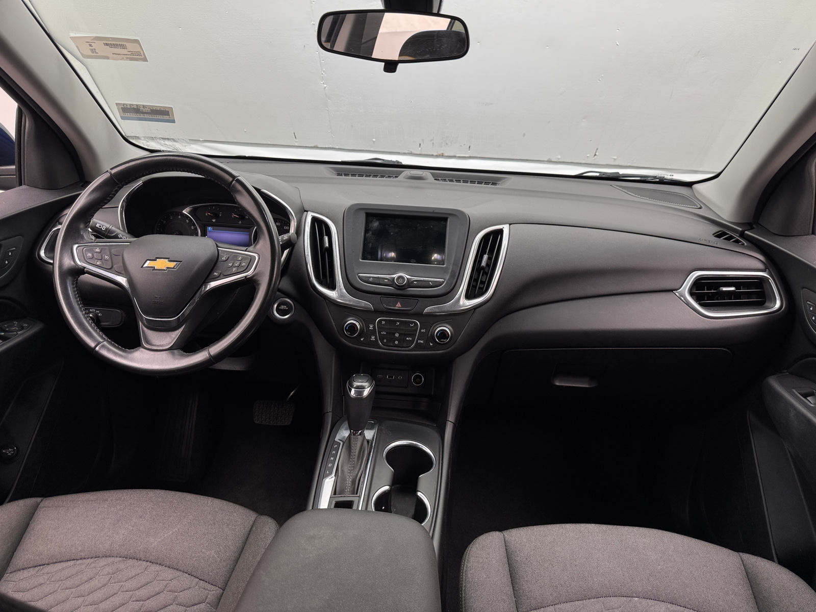 Thumbnail: 2019 Chevrolet Equinox - 3