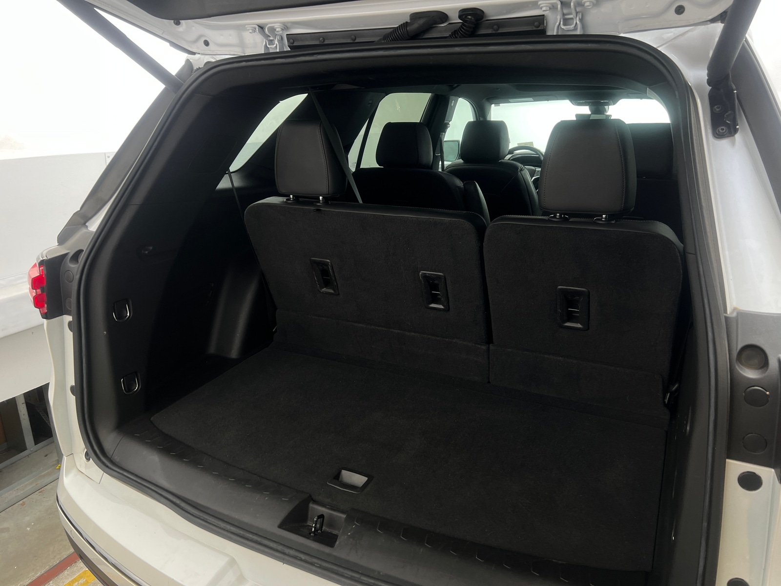 Thumbnail: 2022 Chevrolet Traverse - 6