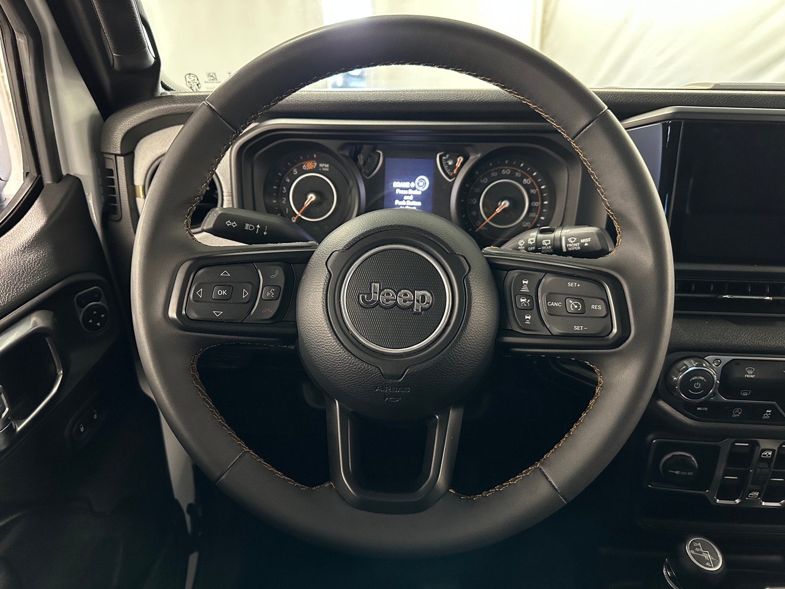 Thumbnail: 2024 Jeep Wrangler - 5