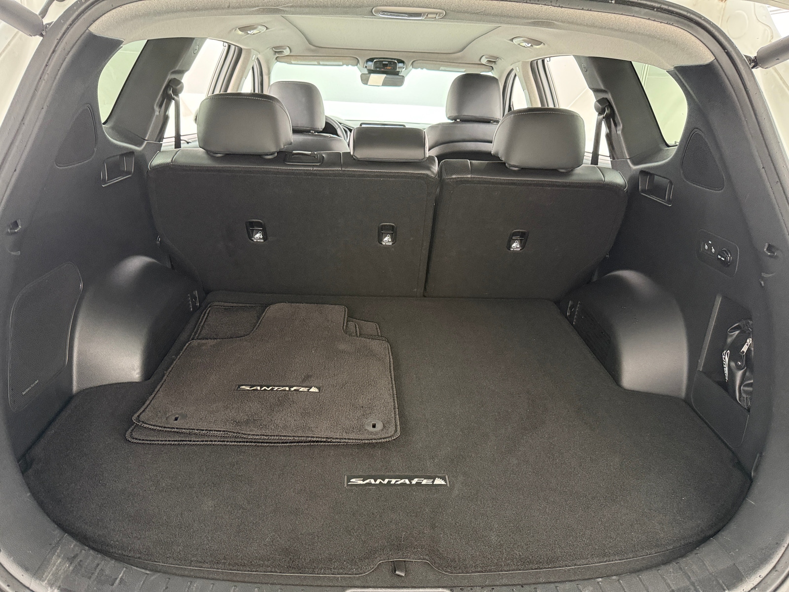 Thumbnail: 2022 Hyundai Santa Fe - 6