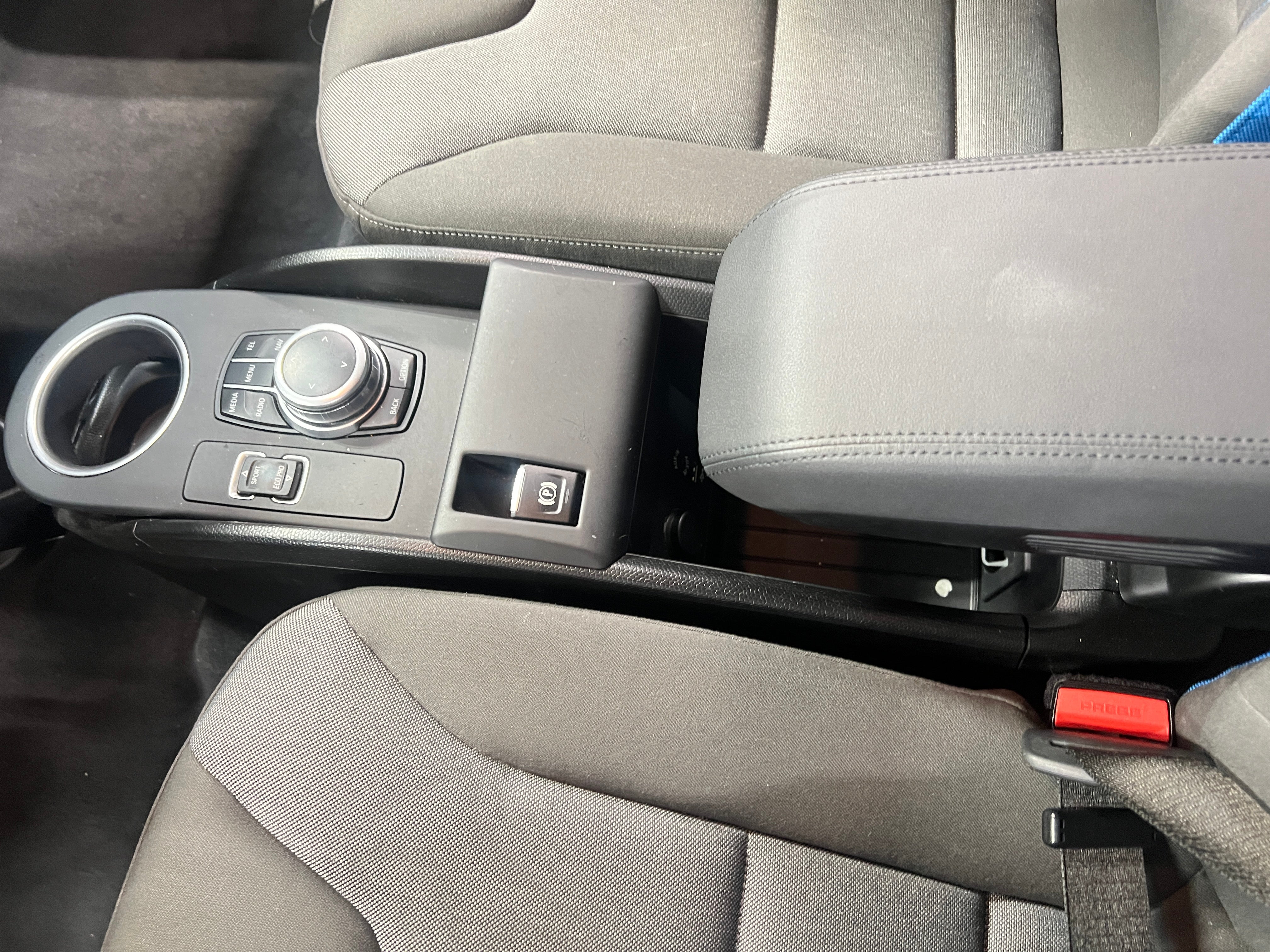 Used 2018 BMW i3 s with VIN WBY7Z6C5XJVB96761 for sale in Auburn, WA