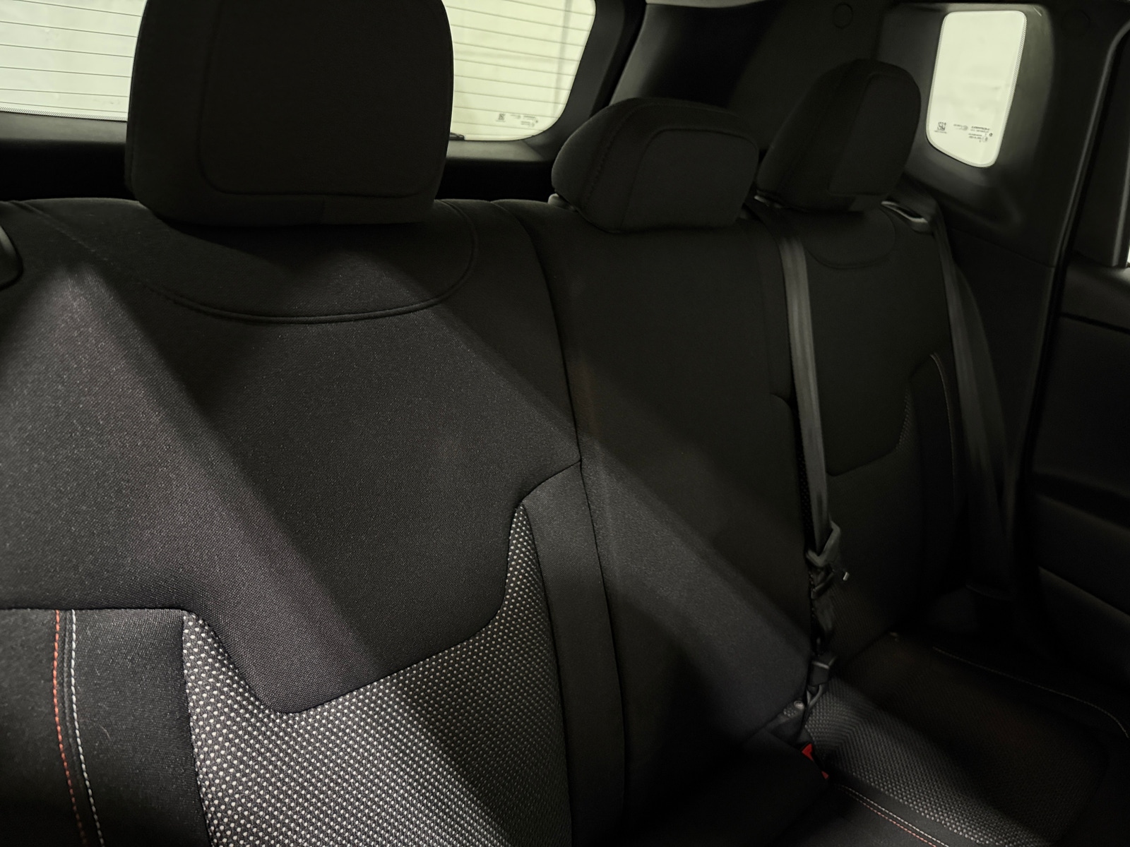 Thumbnail: 2016 Jeep Renegade - 6