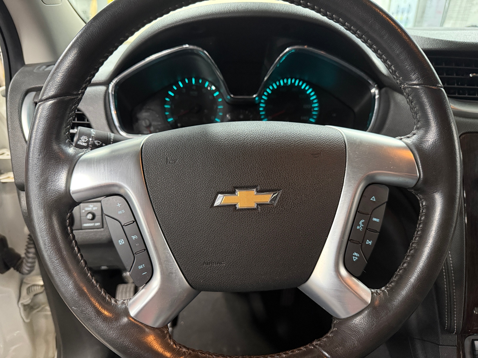 Thumbnail: 2015 Chevrolet Traverse - 5
