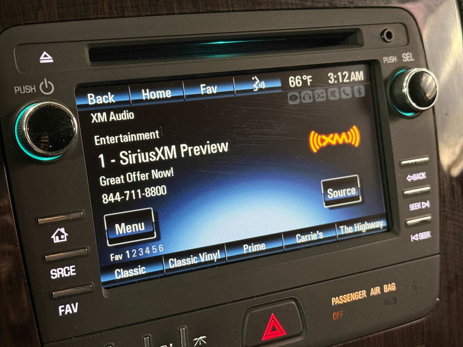 Thumbnail: 2015 Chevrolet Traverse - 4