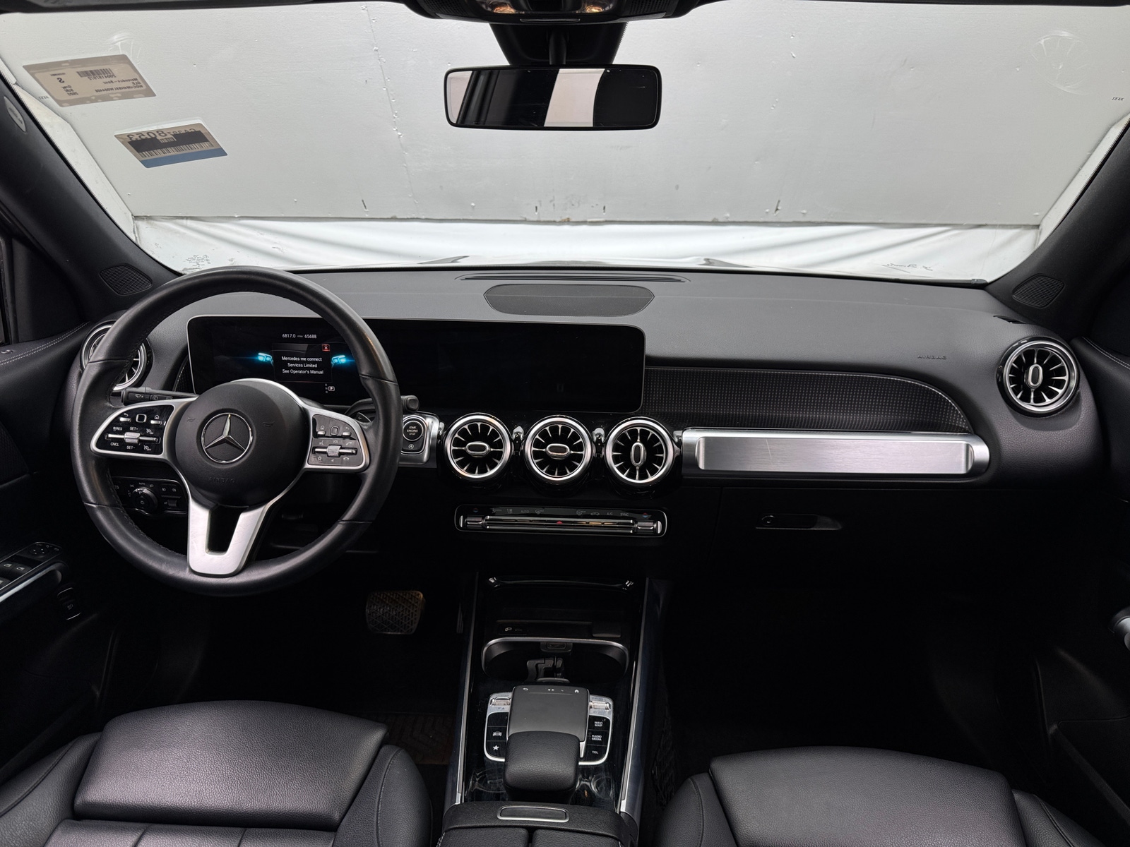 Thumbnail: 2020 Mercedes-Benz GLB - 2