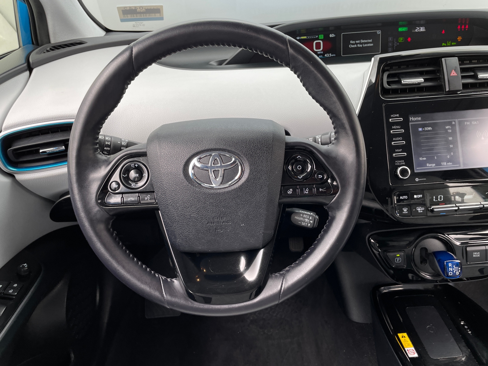 Thumbnail: 2022 Toyota Prius - 4