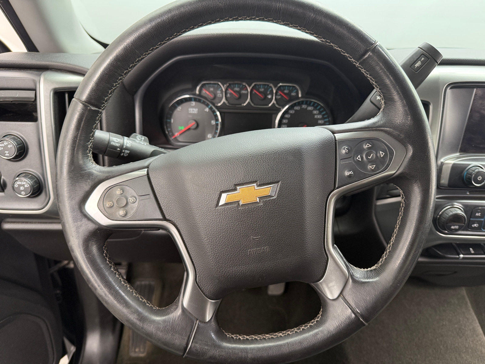 Thumbnail: 2015 Chevrolet Silverado 1500 - 5