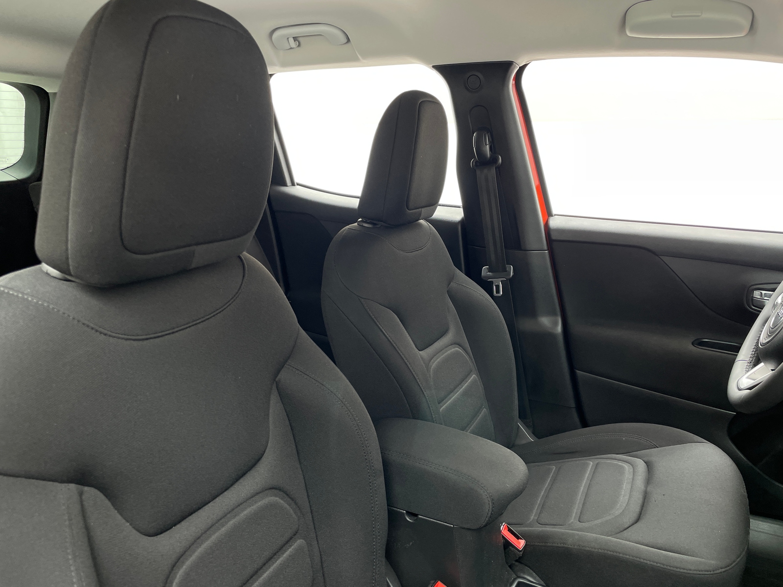 Thumbnail: 2018 Jeep Renegade - 2