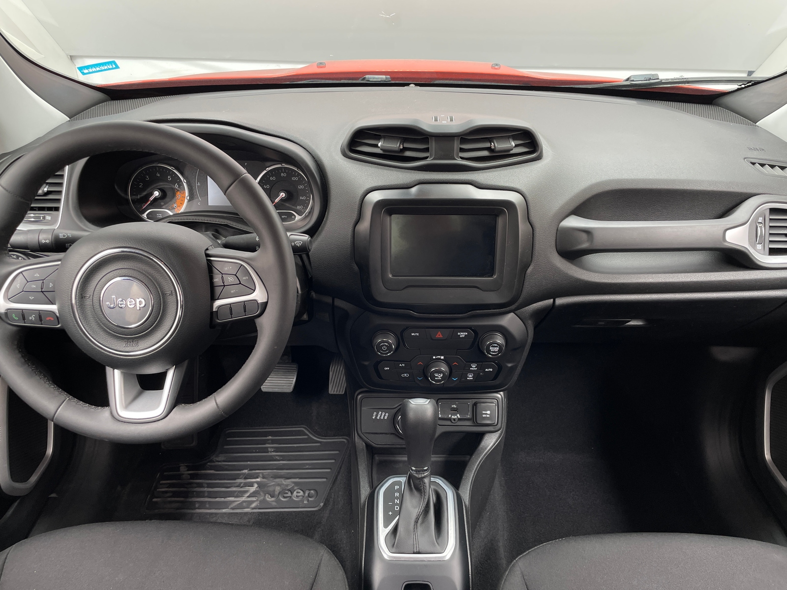 Thumbnail: 2018 Jeep Renegade - 3