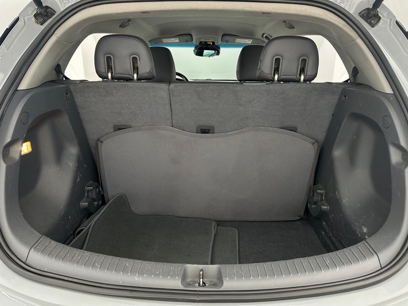 Thumbnail: 2020 Chevrolet Bolt EV - 6