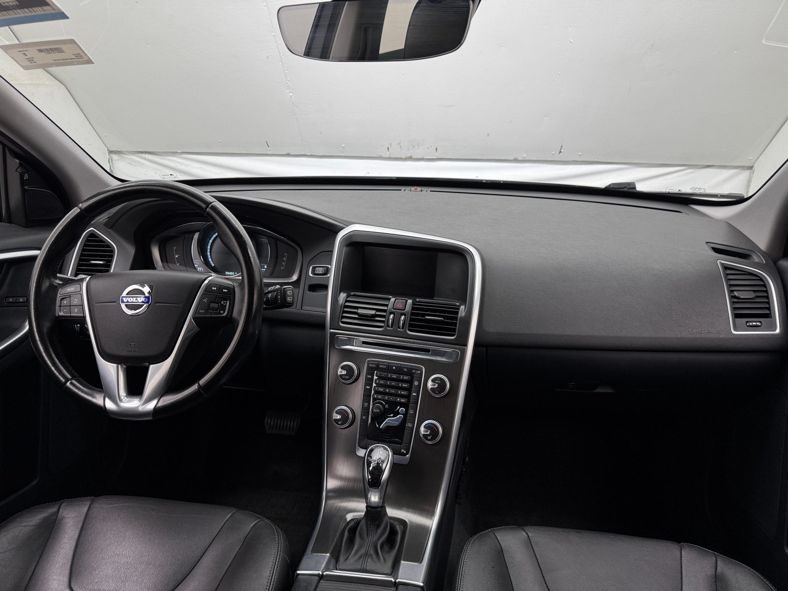Thumbnail: 2016 Volvo XC60 - 2