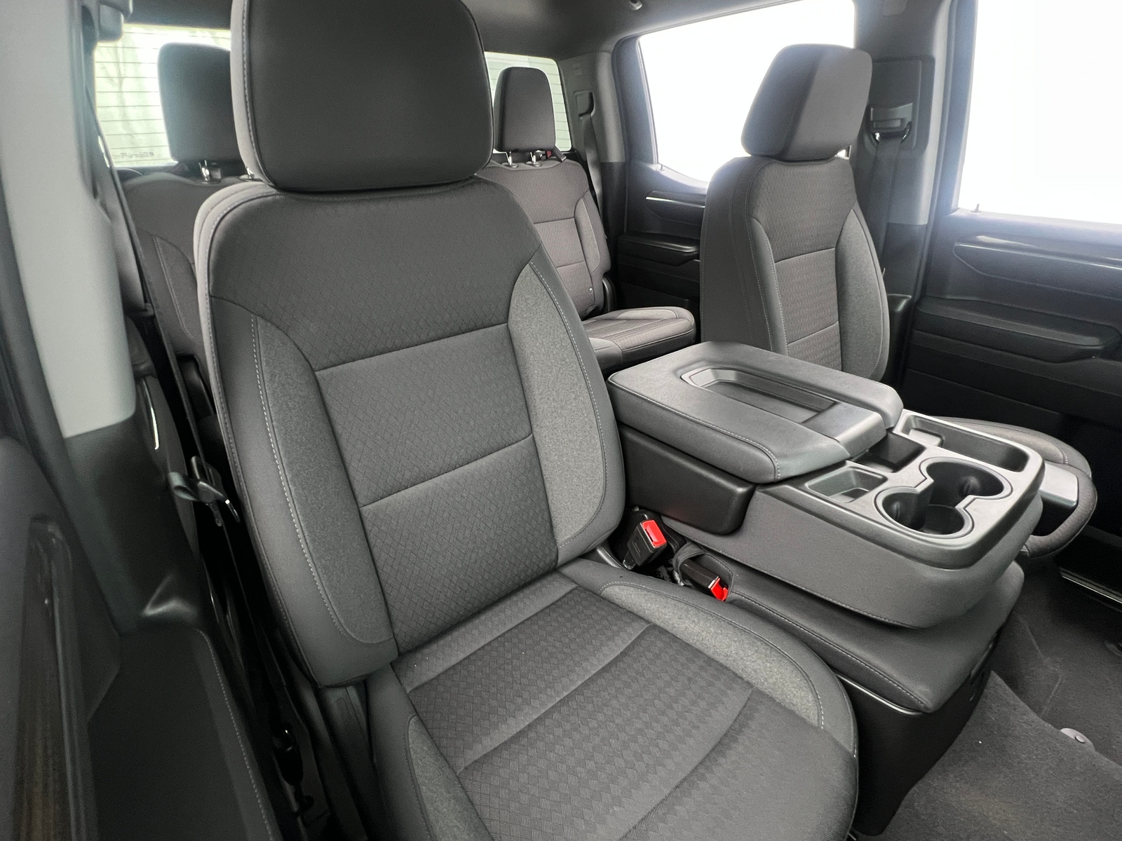 Thumbnail: 2024 Chevrolet Silverado 1500 - 2