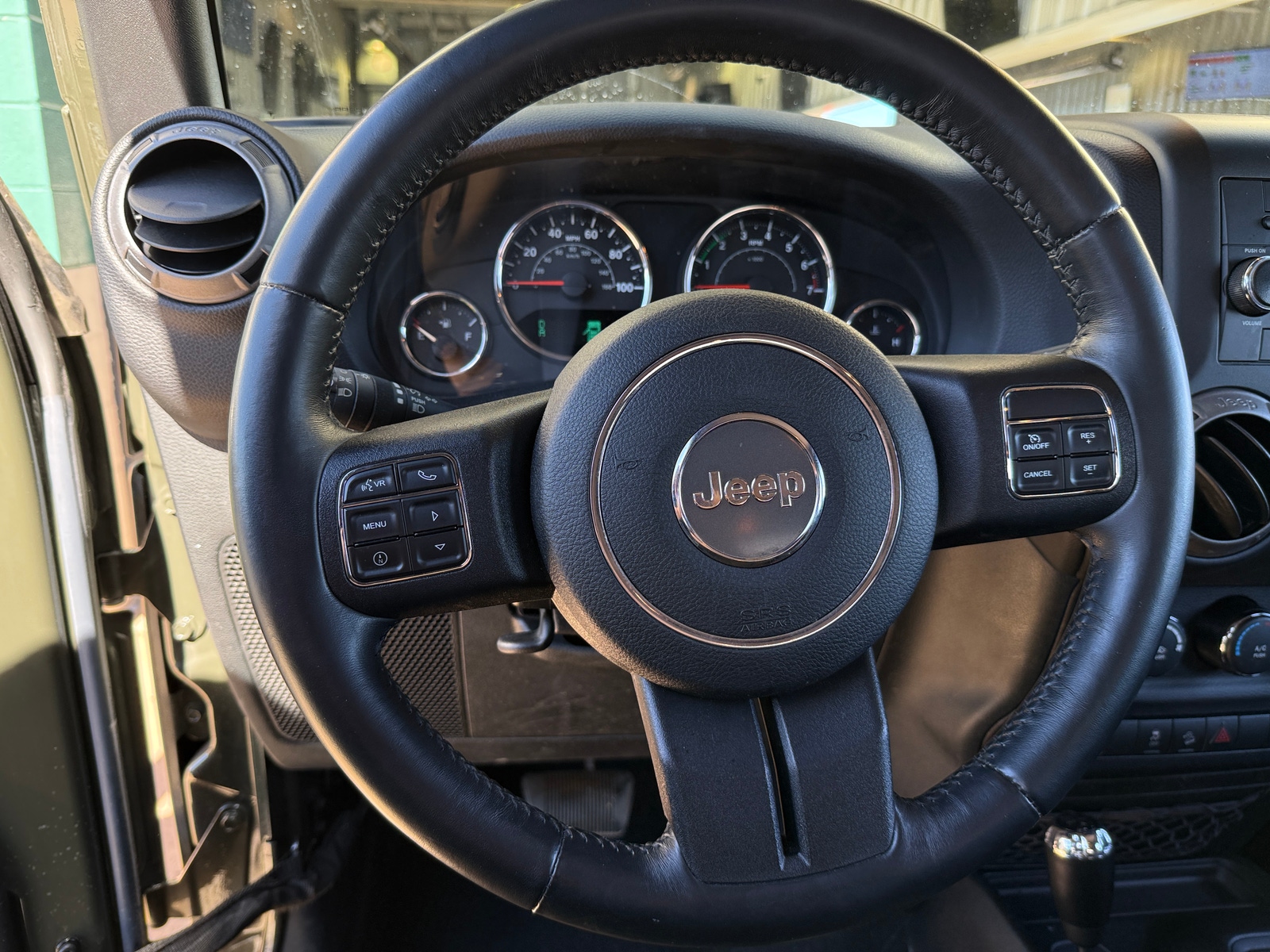 Thumbnail: 2015 Jeep Wrangler - 5