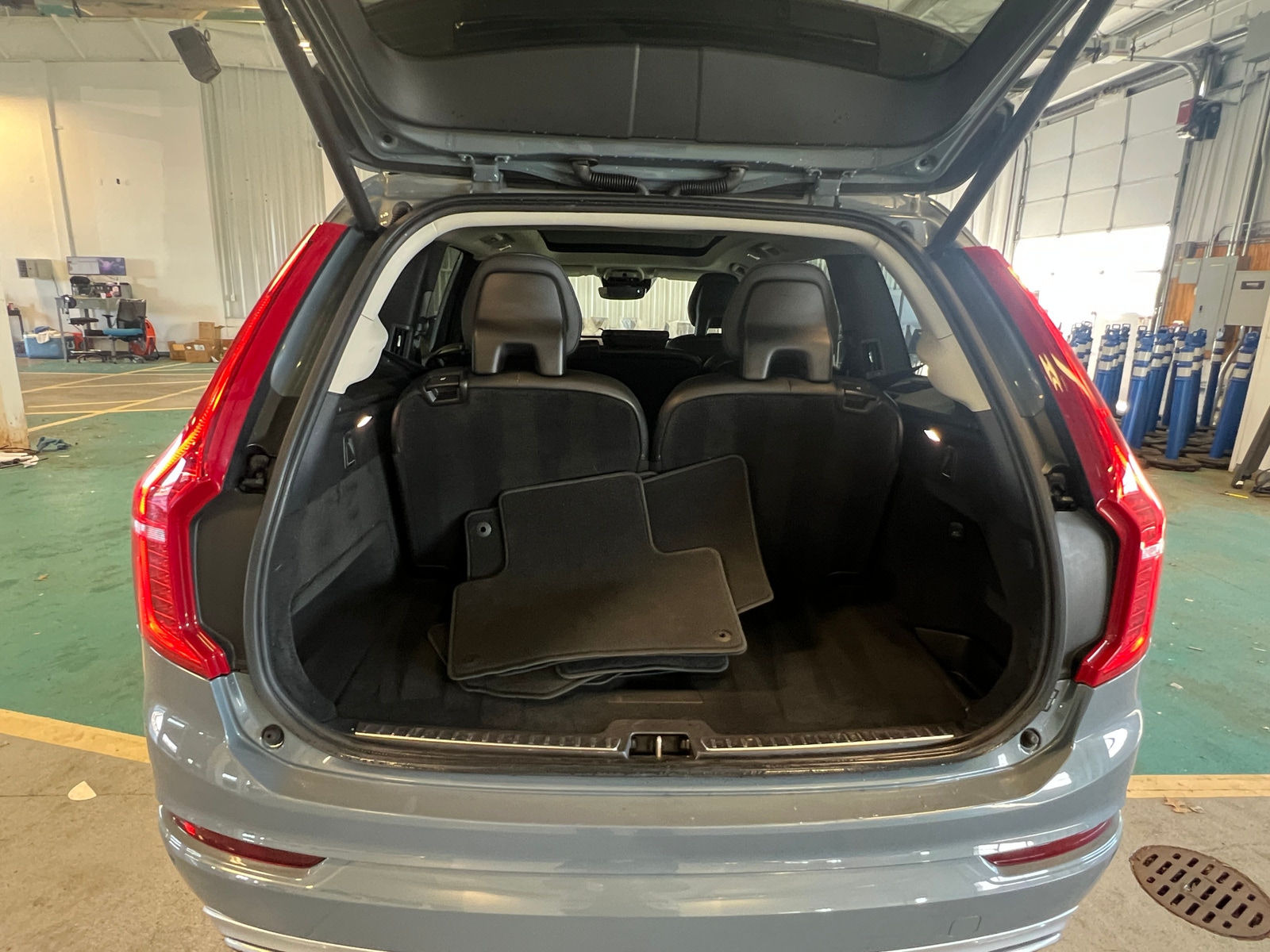 Thumbnail: 2020 Volvo XC90 - 6