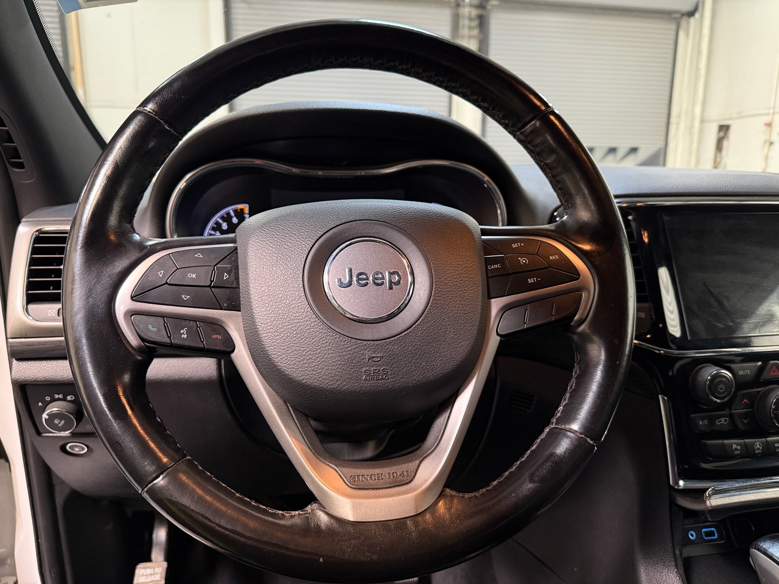 Thumbnail: 2020 Jeep Grand Cherokee - 5