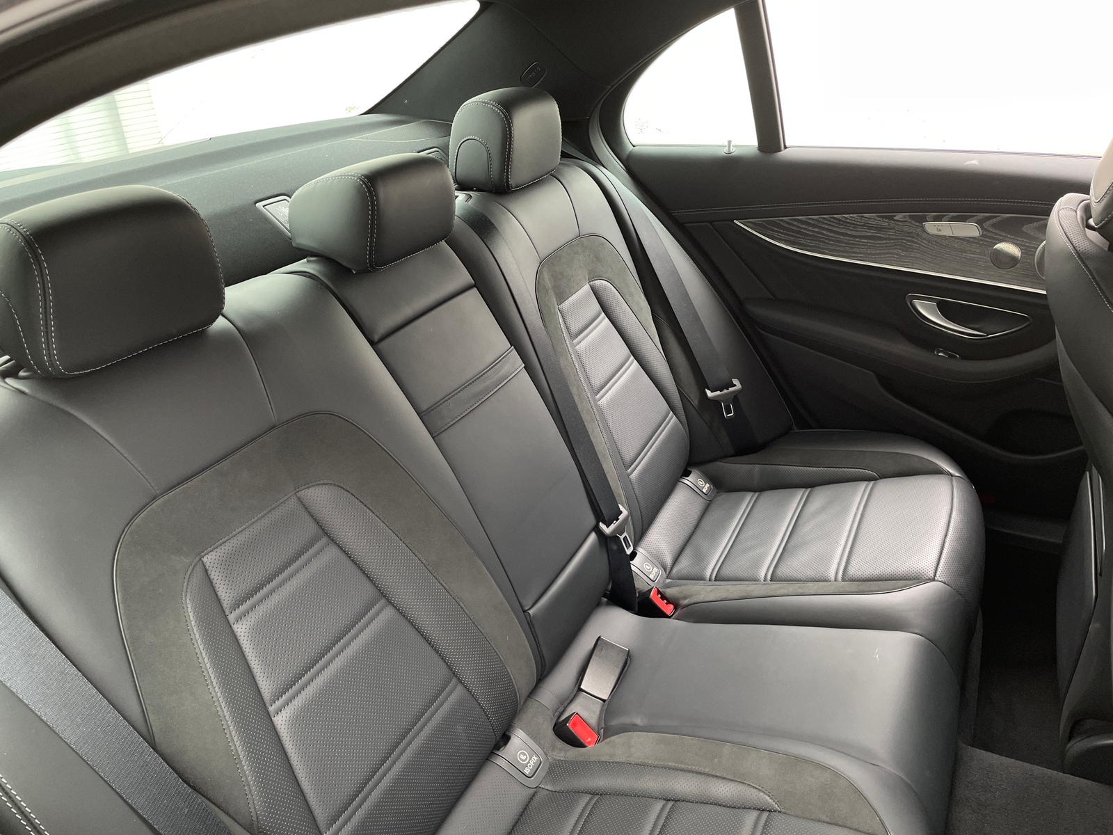 Thumbnail: 2022 Mercedes-Benz E-Class - 5