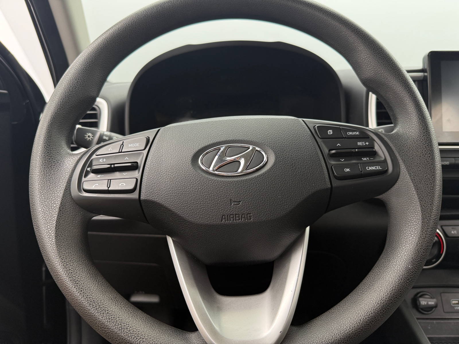 Thumbnail: 2021 Hyundai Venue - 5