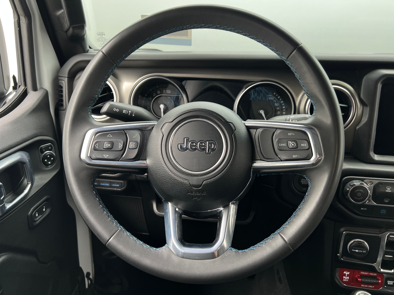 Thumbnail: 2023 Jeep Wrangler - 5