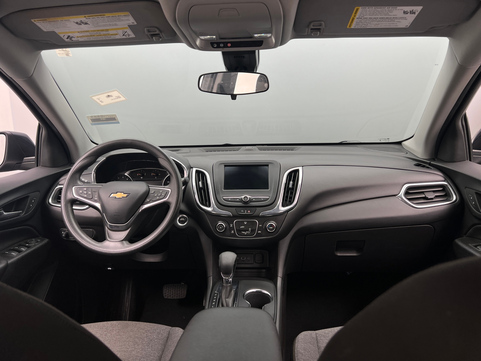 Thumbnail: 2023 Chevrolet Equinox - 3