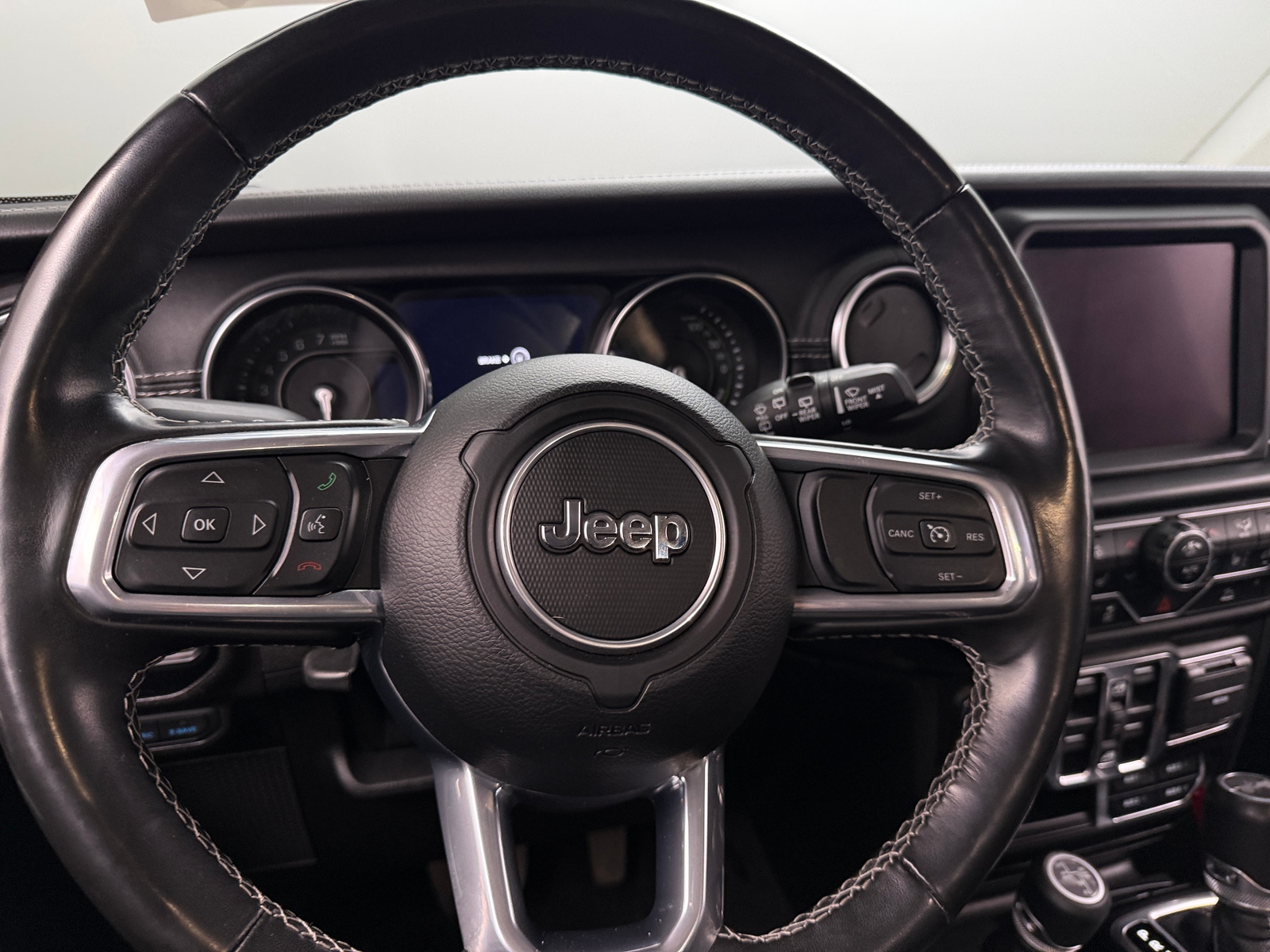 Thumbnail: 2022 Jeep Wrangler - 4