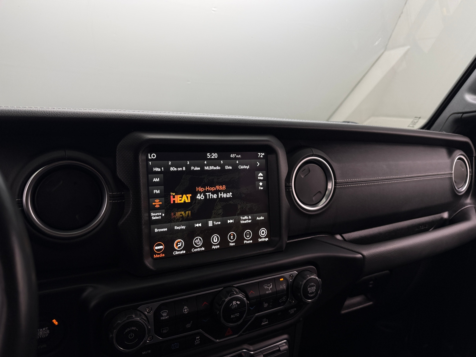 Thumbnail: 2022 Jeep Wrangler - 3