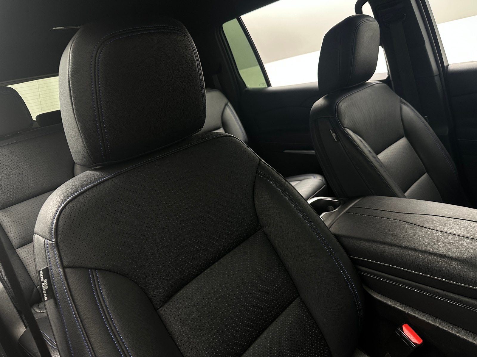 Thumbnail: 2024 Chevrolet Traverse - 2