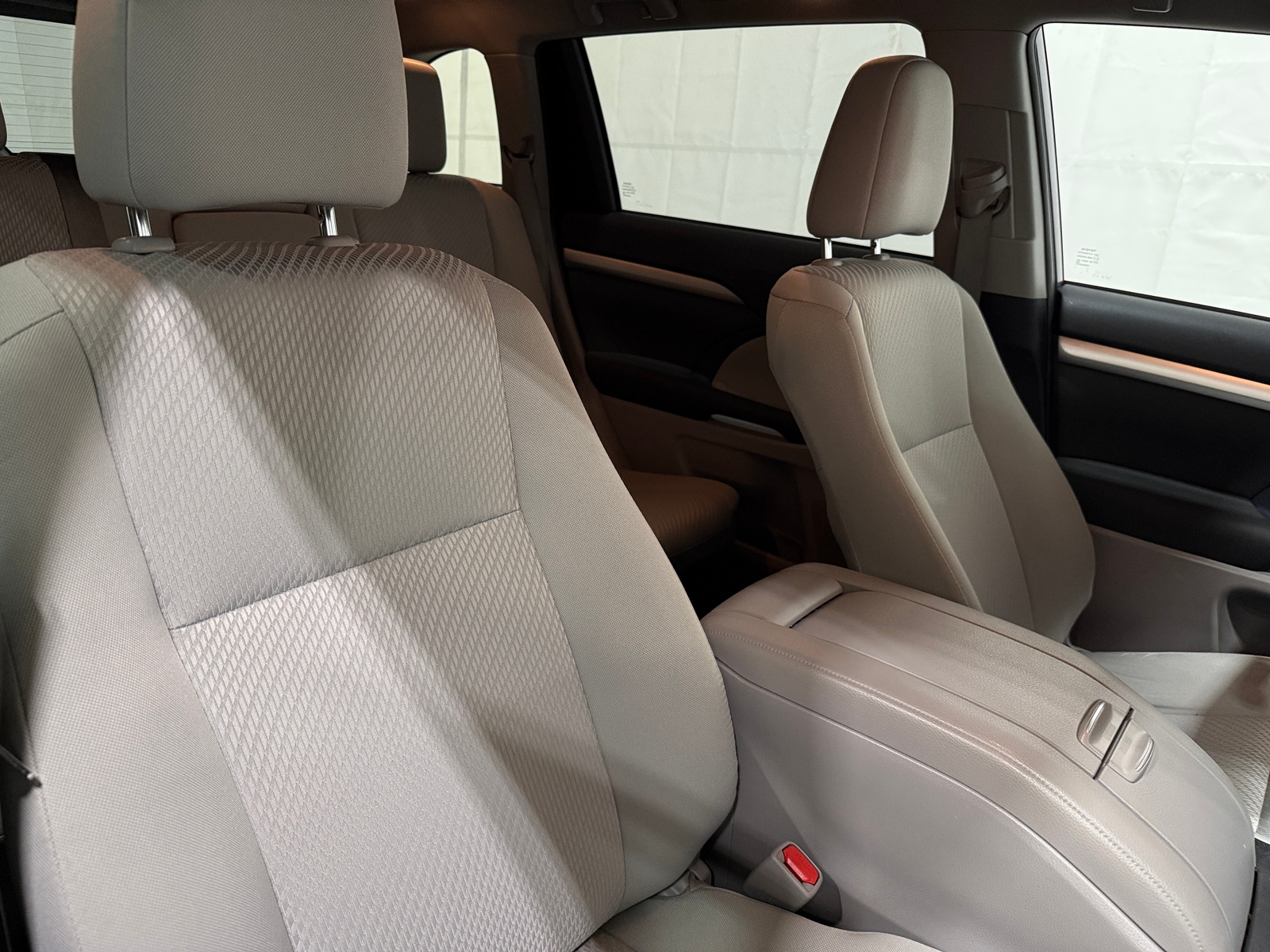 Thumbnail: 2019 Toyota Highlander - 2